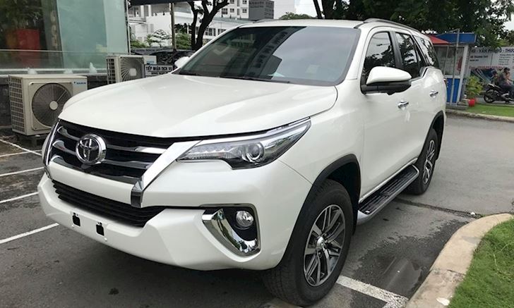 Xe Toyota Fortuner 7 chỗ cho thuê tại Cần Thơ Xe Toyota Fortuner 7 chỗ cho thuê tại Cần Thơ