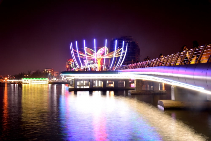 Cầu đi bộ 10 địa điểm du lịch Cần Thơ