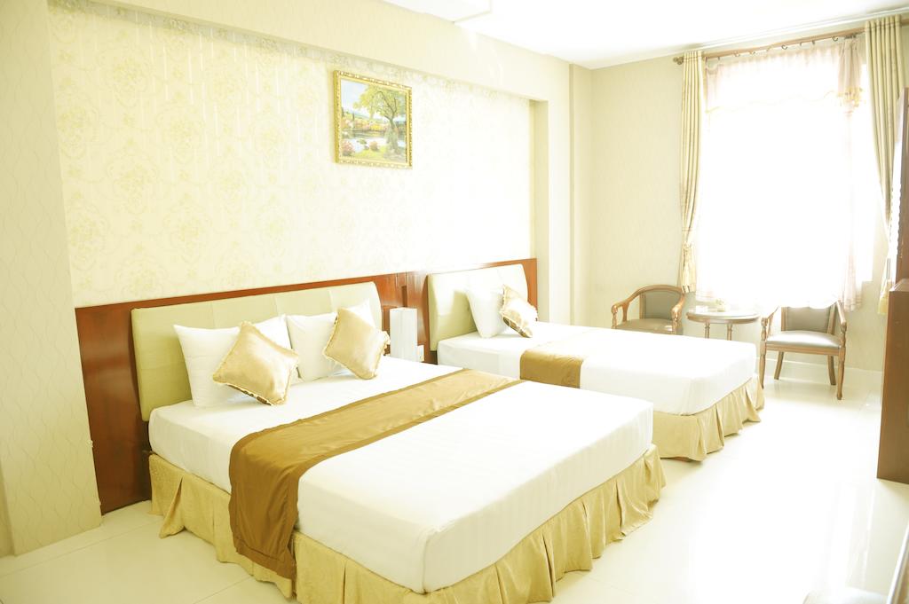 Holiday Hotel 10 Khách sạn tại Cần Thơ