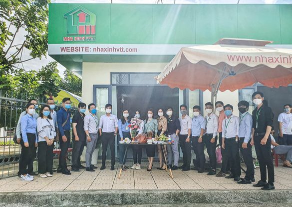 CÔNG TY TNHH ĐẦU TƯ & THƯƠNG MẠI NHÀ XINH VTT